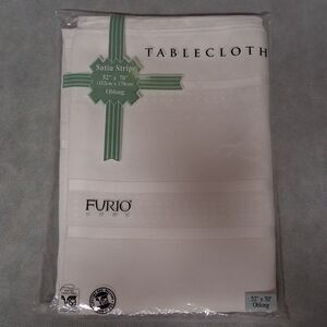 Furio White Cloth Tablecloth Satin Stripe Oblong 52" x 70" New in Pkg Polyester